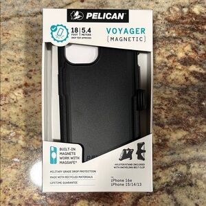 Voyager Magnetic Black Case for iPhone